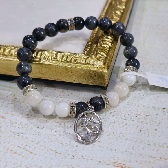 Black Labradorite & Rainbow Moonstone Beaded Bracelet – Silver Om Charm 8mm - Picture 1 of 10